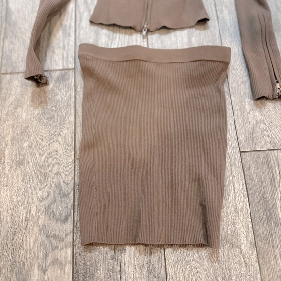 ✨NWOT” Hera Collection” Tan” Ribbed Set - Picture 10 of 10